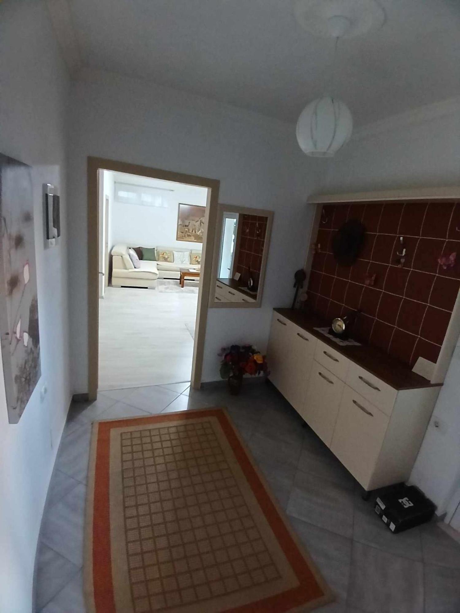 Eniguesthouse Gjirokastra Zewnętrze zdjęcie