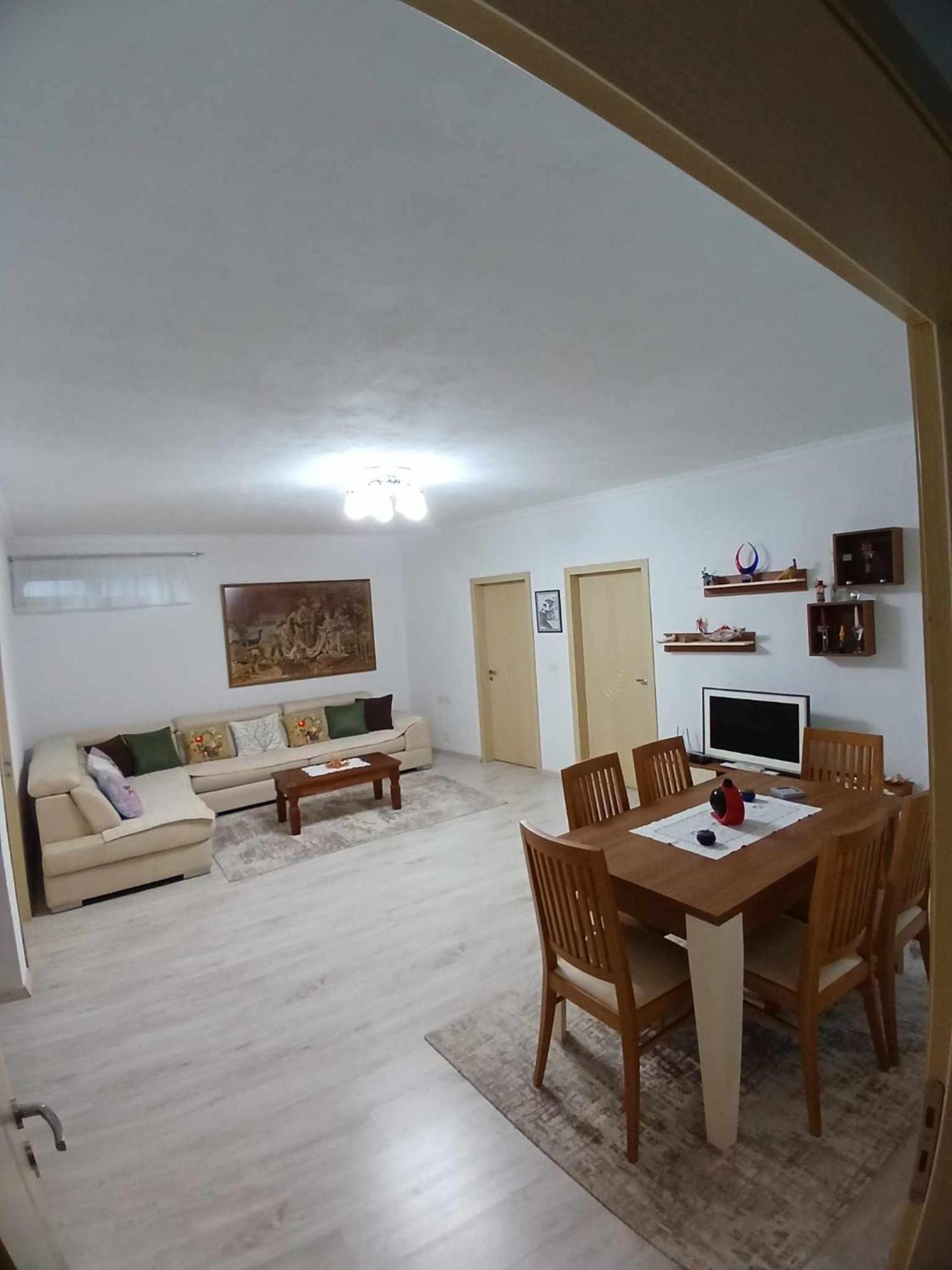 Eniguesthouse Gjirokastra Zewnętrze zdjęcie