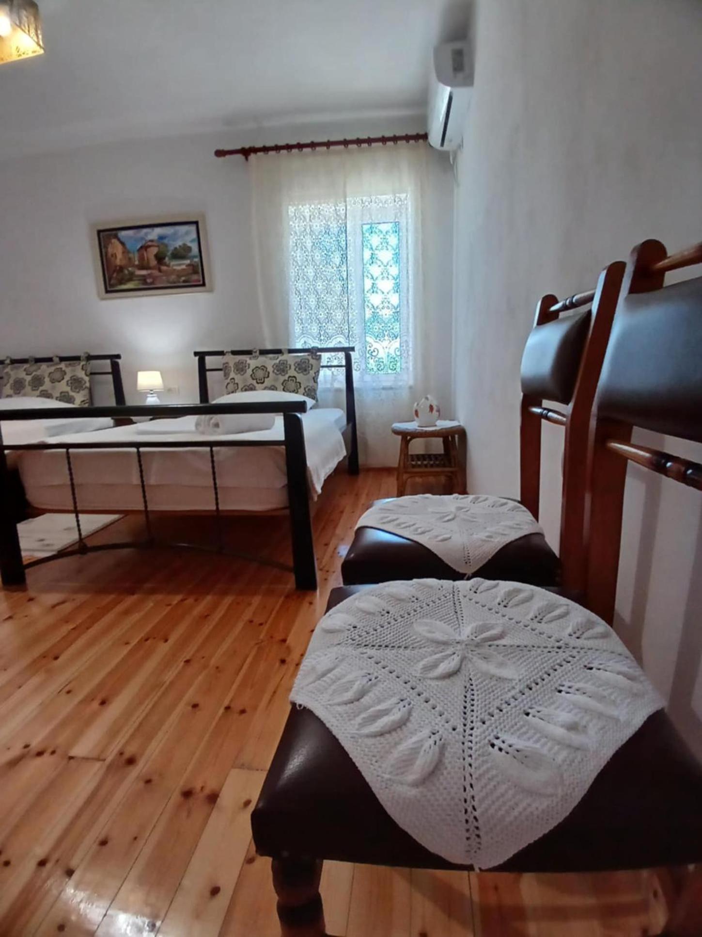 Eniguesthouse Gjirokastra Zewnętrze zdjęcie