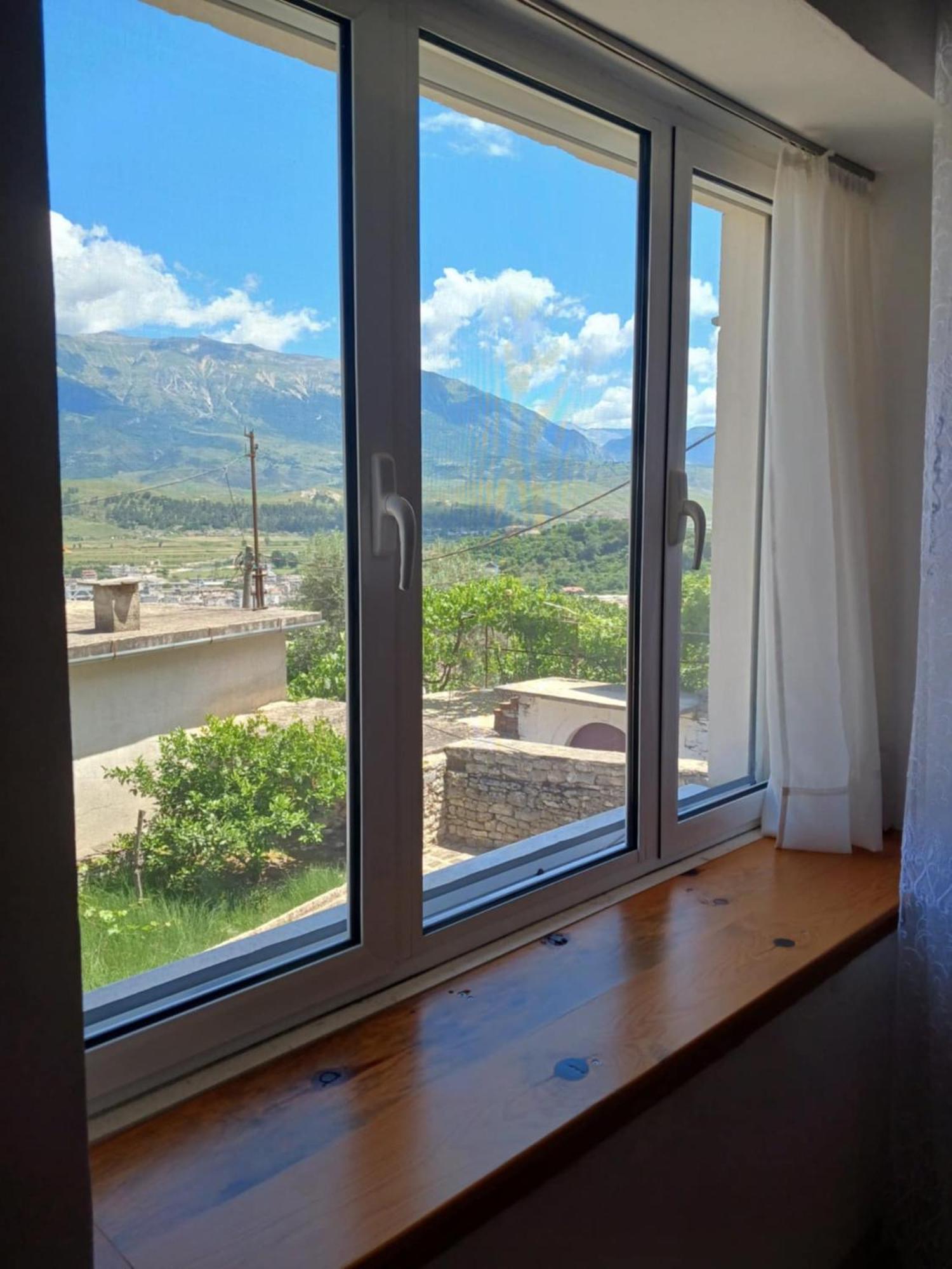 Eniguesthouse Gjirokastra Zewnętrze zdjęcie